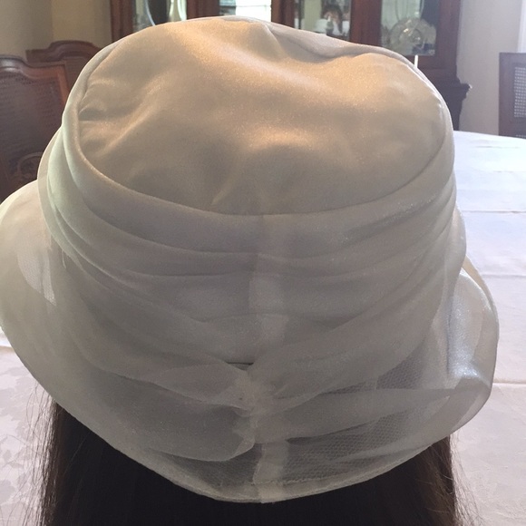 Summer lightweight hat - Picture 3 of 3